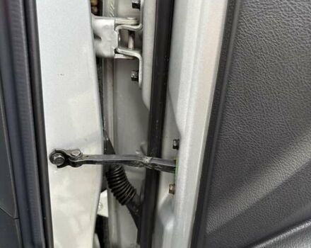 Серый Хендай Санта Фе, объемом двигателя 2.19 л и пробегом 276 тыс. км за 8550 $, фото 54 на Automoto.ua