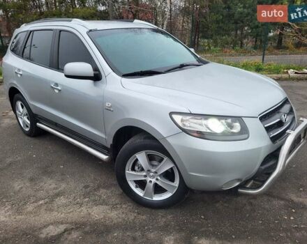 Сірий Хендай Санта Фе, об'ємом двигуна 2.2 л та пробігом 283 тис. км за 9300 $, фото 6 на Automoto.ua