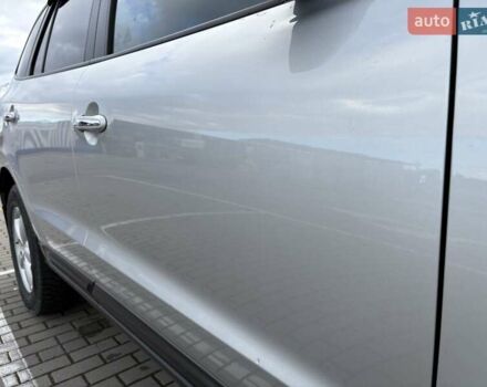 Серый Хендай Санта Фе, объемом двигателя 2.19 л и пробегом 276 тыс. км за 8550 $, фото 30 на Automoto.ua