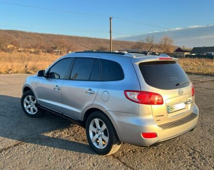 Серый Хендай Санта Фе, объемом двигателя 2.7 л и пробегом 210 тыс. км за 7800 $, фото 2 на Automoto.ua