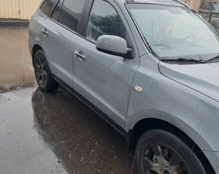 Сірий Хендай Санта Фе, об'ємом двигуна 2.2 л та пробігом 253 тис. км за 5200 $, фото 1 на Automoto.ua