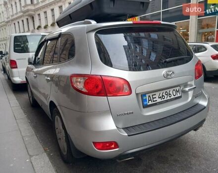 Сірий Хендай Санта Фе, об'ємом двигуна 2.7 л та пробігом 220 тис. км за 8300 $, фото 3 на Automoto.ua