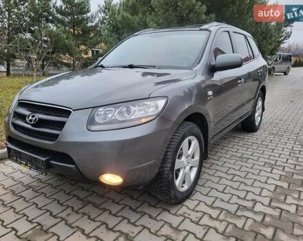 Серый Хендай Санта Фе, объемом двигателя 2.2 л и пробегом 233 тыс. км за 8999 $, фото 10 на Automoto.ua