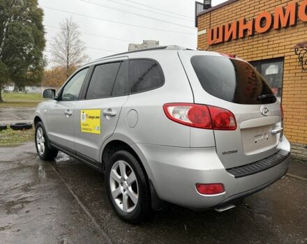 Серый Хендай Санта Фе, объемом двигателя 2.2 л и пробегом 202 тыс. км за 6190 $, фото 4 на Automoto.ua
