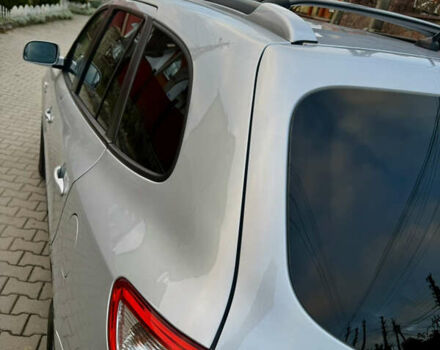 Серый Хендай Санта Фе, объемом двигателя 2.2 л и пробегом 297 тыс. км за 10300 $, фото 25 на Automoto.ua