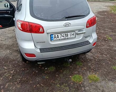 Сірий Хендай Санта Фе, об'ємом двигуна 2.66 л та пробігом 415 тис. км за 8400 $, фото 2 на Automoto.ua