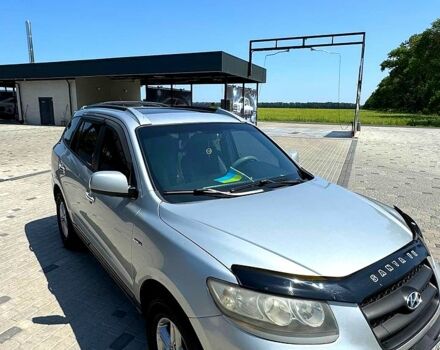 Серый Хендай Санта Фе, объемом двигателя 2.2 л и пробегом 342 тыс. км за 9000 $, фото 8 на Automoto.ua