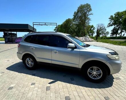 Серый Хендай Санта Фе, объемом двигателя 2.2 л и пробегом 342 тыс. км за 9000 $, фото 13 на Automoto.ua