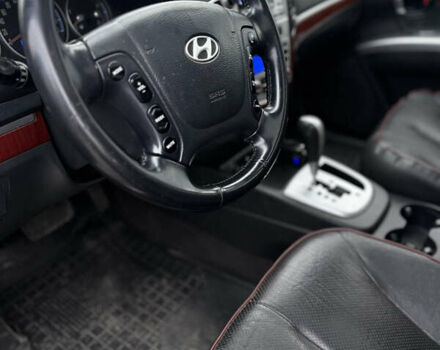 Серый Хендай Санта Фе, объемом двигателя 2.2 л и пробегом 297 тыс. км за 9150 $, фото 11 на Automoto.ua