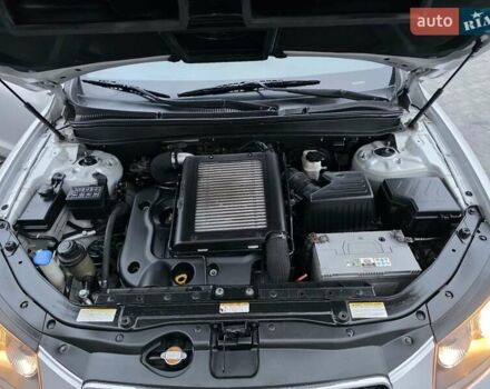 Серый Хендай Санта Фе, объемом двигателя 2.2 л и пробегом 251 тыс. км за 9333 $, фото 63 на Automoto.ua