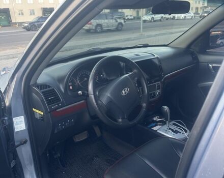 Сірий Хендай Санта Фе, об'ємом двигуна 2.2 л та пробігом 230 тис. км за 10500 $, фото 10 на Automoto.ua