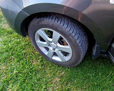 Серый Хендай Санта Фе, объемом двигателя 2.2 л и пробегом 262 тыс. км за 8200 $, фото 1 на Automoto.ua