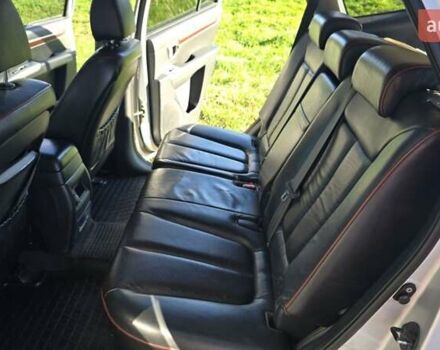 Серый Хендай Санта Фе, объемом двигателя 2.2 л и пробегом 294 тыс. км за 8400 $, фото 12 на Automoto.ua