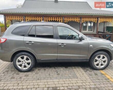 Хендай Санта Фе 2007 в Луцке на Automoto.ua Серый Хендай Санта Фе, объемом двигателя 2.2 л и пробегом 313 тыс. км за 9300 $, фото 3 на Automoto.ua
