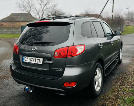 Сірий Хендай Санта Фе, об'ємом двигуна 2.19 л та пробігом 233 тис. км за 10000 $, фото 6 на Automoto.ua