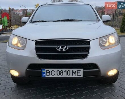 Серый Хендай Санта Фе, объемом двигателя 2.2 л и пробегом 251 тыс. км за 9333 $, фото 4 на Automoto.ua
