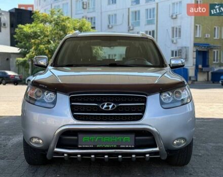 Серый Хендай Санта Фе, объемом двигателя 2.2 л и пробегом 120 тыс. км за 9900 $, фото 2 на Automoto.ua