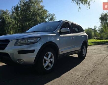 Серый Хендай Санта Фе, объемом двигателя 2.2 л и пробегом 294 тыс. км за 8400 $, фото 9 на Automoto.ua