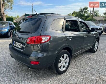 Серый Хендай Санта Фе, объемом двигателя 2.2 л и пробегом 313 тыс. км за 9700 $, фото 4 на Automoto.ua