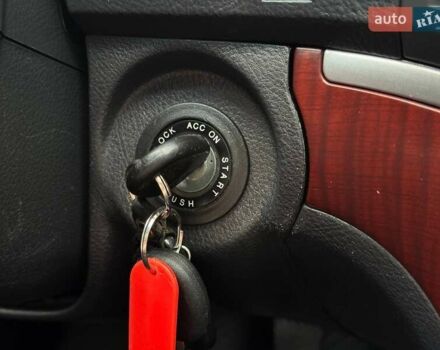 Сірий Хендай Санта Фе, об'ємом двигуна 2.19 л та пробігом 284 тис. км за 8400 $, фото 41 на Automoto.ua