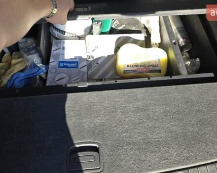 Серый Хендай Санта Фе, объемом двигателя 2.2 л и пробегом 294 тыс. км за 8400 $, фото 21 на Automoto.ua