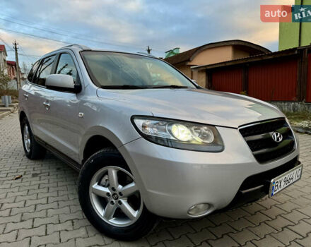 Серый Хендай Санта Фе, объемом двигателя 2.2 л и пробегом 297 тыс. км за 10300 $, фото 3 на Automoto.ua