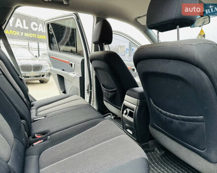 Серый Хендай Санта Фе, объемом двигателя 2.19 л и пробегом 290 тыс. км за 8999 $, фото 18 на Automoto.ua