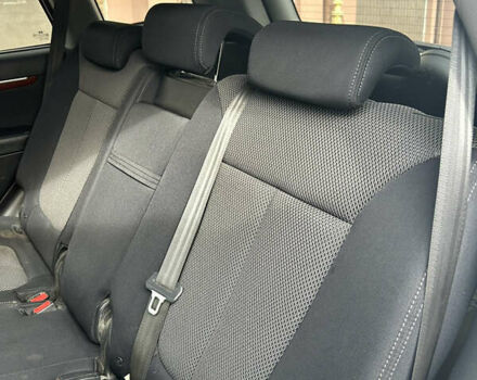 Серый Хендай Санта Фе, объемом двигателя 2.19 л и пробегом 249 тыс. км за 8300 $, фото 9 на Automoto.ua