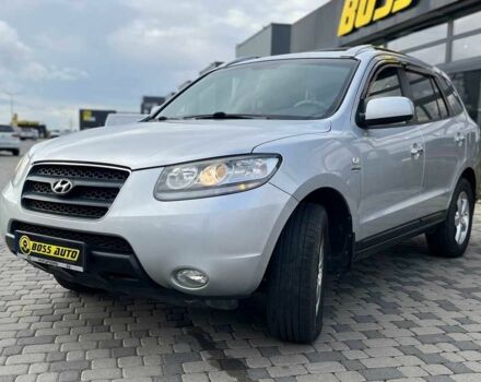 Серый Хендай Санта Фе, объемом двигателя 2.2 л и пробегом 254 тыс. км за 11300 $, фото 2 на Automoto.ua