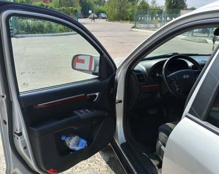 Сірий Хендай Санта Фе, об'ємом двигуна 2.2 л та пробігом 220 тис. км за 9500 $, фото 8 на Automoto.ua