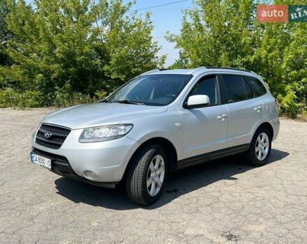 Серый Хендай Санта Фе, объемом двигателя 2.2 л и пробегом 310 тыс. км за 8900 $, фото 8 на Automoto.ua