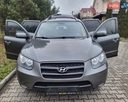 Серый Хендай Санта Фе, объемом двигателя 2.2 л и пробегом 233 тыс. км за 8999 $, фото 27 на Automoto.ua