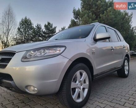 Серый Хендай Санта Фе, объемом двигателя 2.19 л и пробегом 302 тыс. км за 9990 $, фото 57 на Automoto.ua