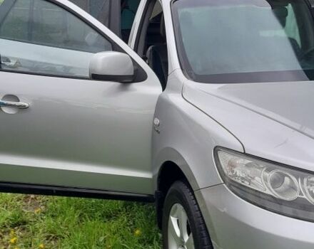 Серый Хендай Санта Фе, объемом двигателя 2.2 л и пробегом 200 тыс. км за 10500 $, фото 1 на Automoto.ua