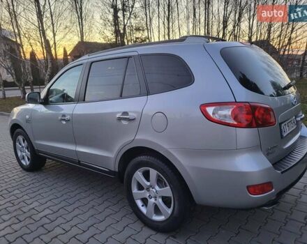 Серый Хендай Санта Фе, объемом двигателя 2.19 л и пробегом 302 тыс. км за 9990 $, фото 47 на Automoto.ua