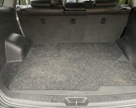 Серый Хендай Санта Фе, объемом двигателя 2.2 л и пробегом 268 тыс. км за 9000 $, фото 16 на Automoto.ua