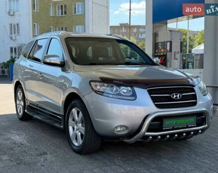 Серый Хендай Санта Фе, объемом двигателя 2.2 л и пробегом 120 тыс. км за 9900 $, фото 1 на Automoto.ua