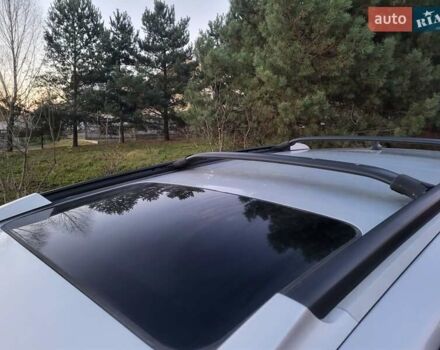 Серый Хендай Санта Фе, объемом двигателя 2.19 л и пробегом 302 тыс. км за 9990 $, фото 19 на Automoto.ua