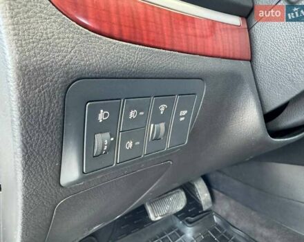 Серый Хендай Санта Фе, объемом двигателя 2.2 л и пробегом 120 тыс. км за 9900 $, фото 18 на Automoto.ua