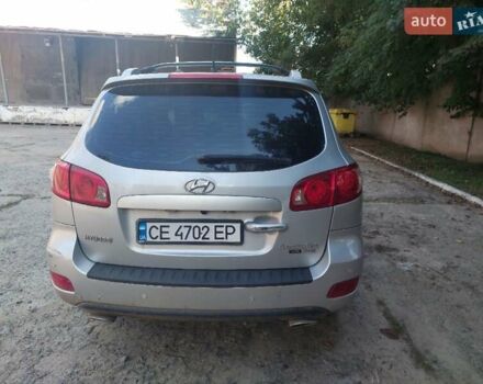 Серый Хендай Санта Фе, объемом двигателя 2.7 л и пробегом 256 тыс. км за 8900 $, фото 3 на Automoto.ua