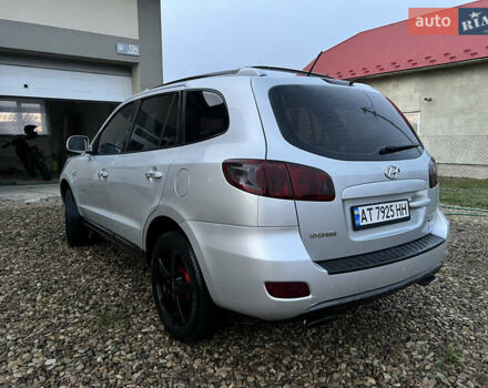 Серый Хендай Санта Фе, объемом двигателя 2.2 л и пробегом 205 тыс. км за 10300 $, фото 22 на Automoto.ua