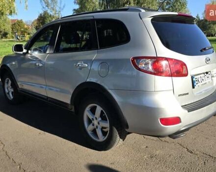 Серый Хендай Санта Фе, объемом двигателя 2.2 л и пробегом 294 тыс. км за 8400 $, фото 6 на Automoto.ua