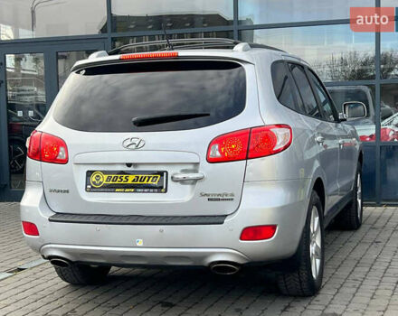 Серый Хендай Санта Фе, объемом двигателя 2.19 л и пробегом 253 тыс. км за 11500 $, фото 6 на Automoto.ua