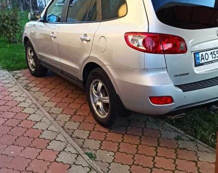 Серый Хендай Санта Фе, объемом двигателя 2.2 л и пробегом 232 тыс. км за 9500 $, фото 3 на Automoto.ua