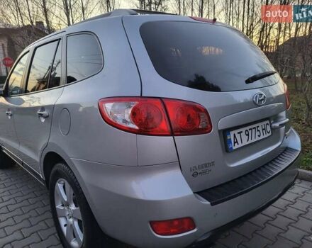 Серый Хендай Санта Фе, объемом двигателя 2.19 л и пробегом 302 тыс. км за 9990 $, фото 43 на Automoto.ua