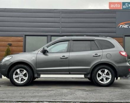 Сірий Хендай Санта Фе, об'ємом двигуна 2.19 л та пробігом 284 тис. км за 8400 $, фото 5 на Automoto.ua