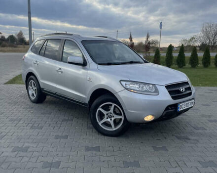 Серый Хендай Санта Фе, объемом двигателя 2.19 л и пробегом 217 тыс. км за 9300 $, фото 10 на Automoto.ua