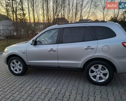 Серый Хендай Санта Фе, объемом двигателя 2.19 л и пробегом 302 тыс. км за 9990 $, фото 50 на Automoto.ua