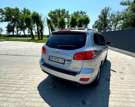 Серый Хендай Санта Фе, объемом двигателя 2.2 л и пробегом 342 тыс. км за 9000 $, фото 6 на Automoto.ua