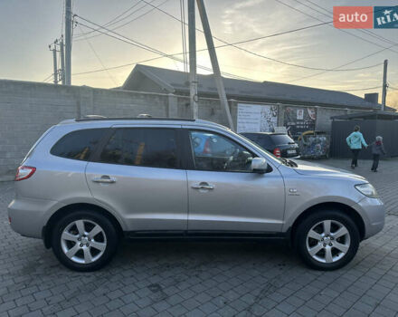 Сірий Хендай Санта Фе, об'ємом двигуна 2.2 л та пробігом 208 тис. км за 7200 $, фото 3 на Automoto.ua